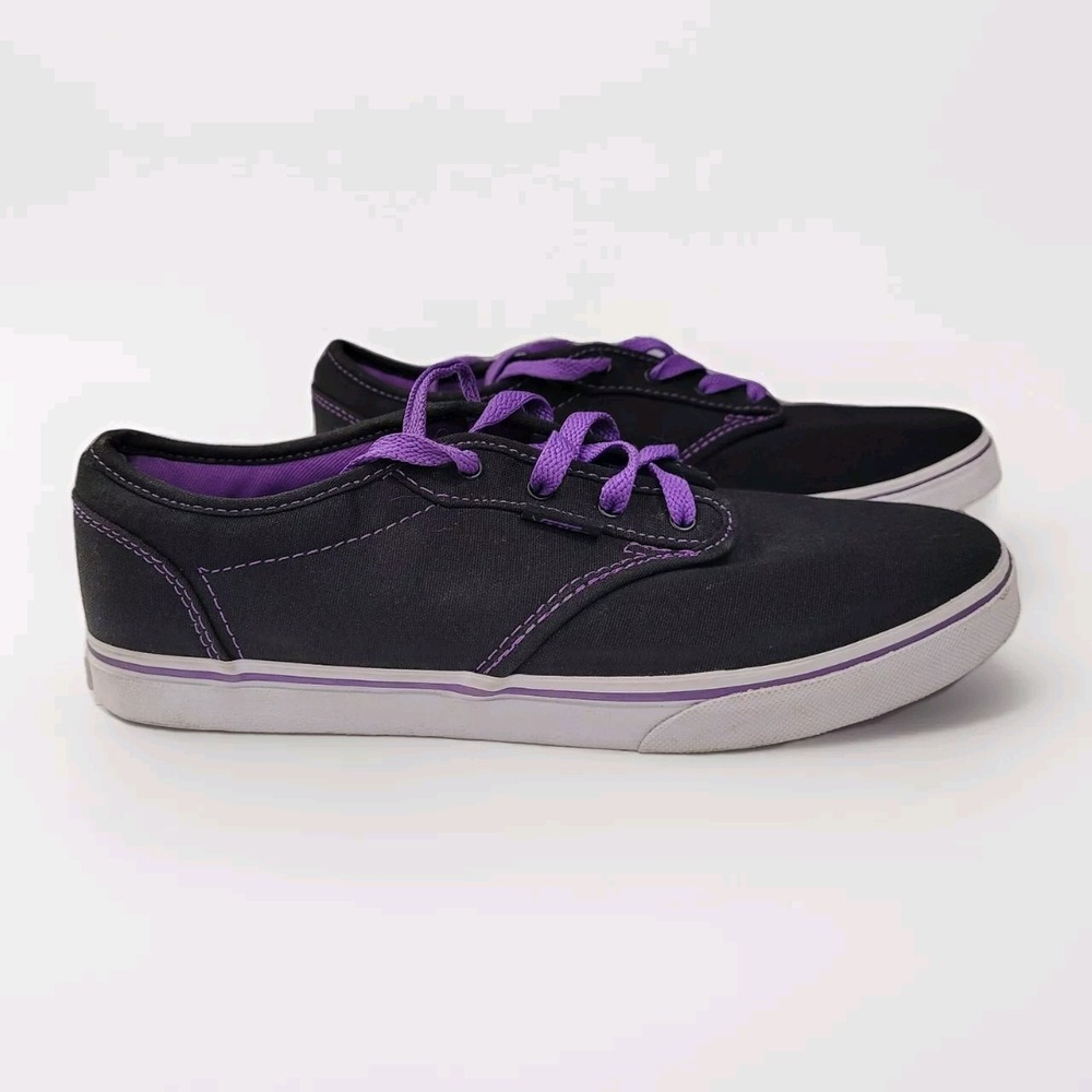 Vans‎ Atwood Low Top Sneakers Black Canvas Purple Stitching Womens Skate Shoes
